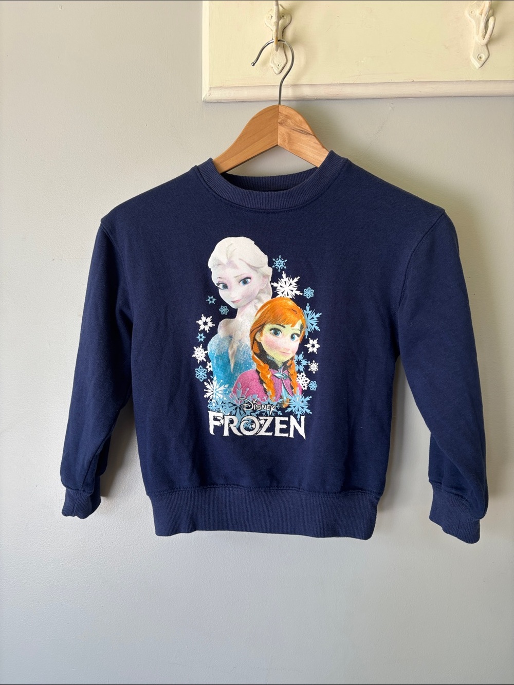 Disney Frozen Girls Blue Elsa Anna Crewneck Sweater Size 7/8